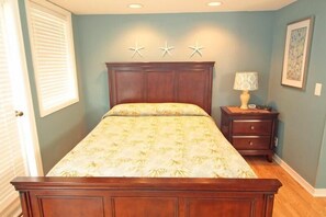 Condo, 2 Bedrooms