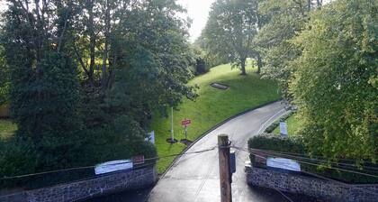 Abinger Guest House