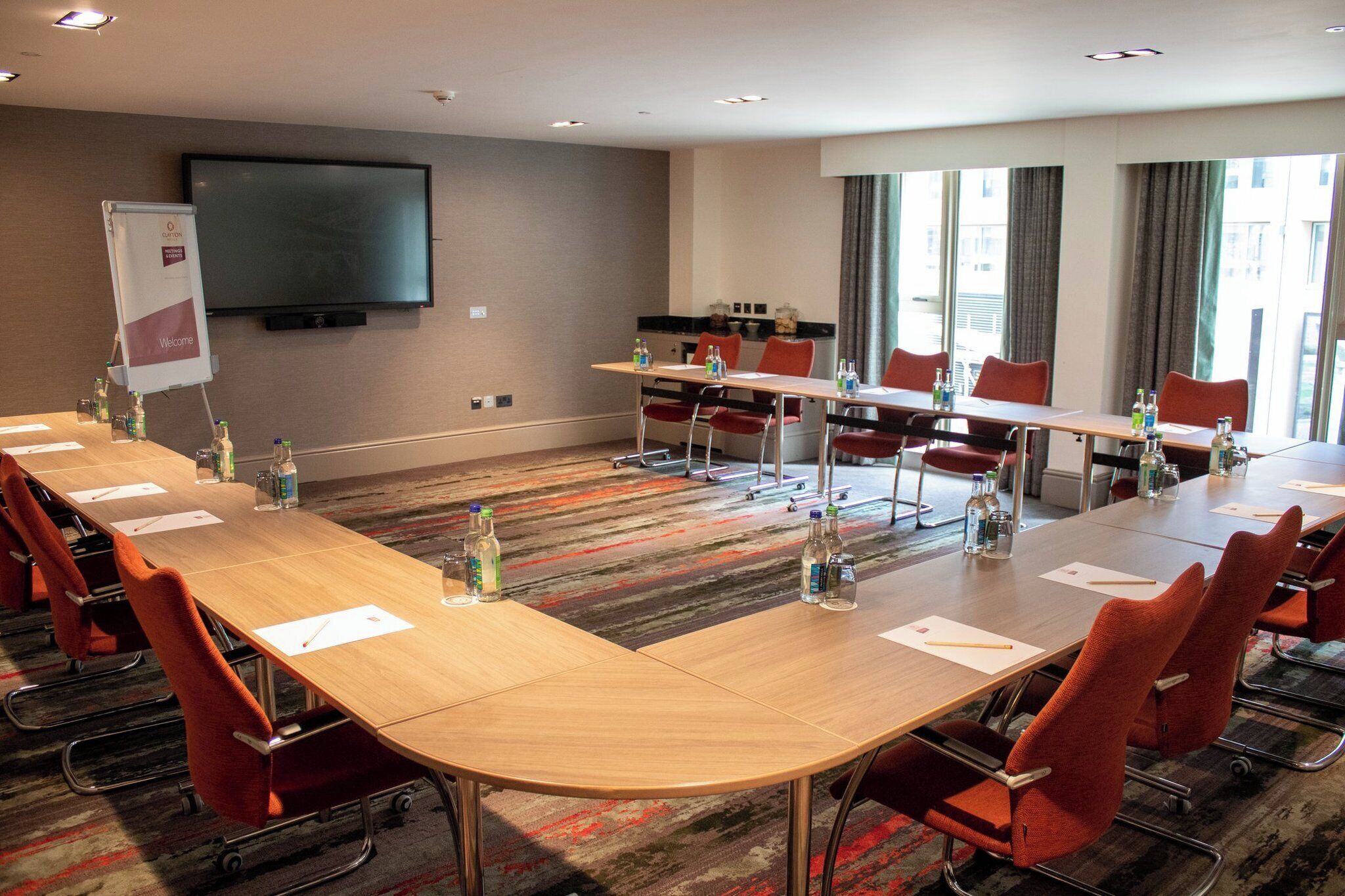 Meeting facility
