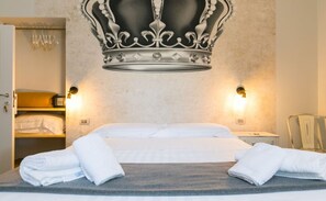 Deluxe Double Room, Annex Building (Via Rasella, 148) | Down comforters, pillowtop beds, in-room safe, individually furnished - Spagna Ave (Rome)
