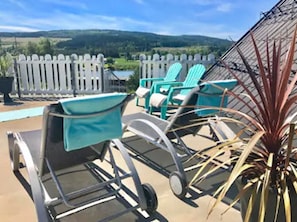 Sun deck