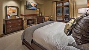 Condo, Multiple Beds, Mountain View (Buck Mountain (#307) (Condo)) | 4 bedrooms, in-room safe, iron/ironing board, free WiFi