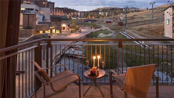 Condo, varias camas, vista a la montaña (Heavenly Peak (#310) (Condo)) | Balcón