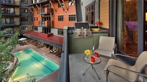 Deluxe Condo, 4 Bedrooms, Mountain View, Mountainside | Balcony