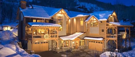 House, Multiple Beds, Mountain View (Black Bear Chalet (Townhouse)) | Front of property – evening/night