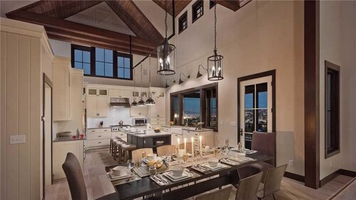 Blackstone Lodge 4 BedroomHoliday home By Moving Mountains