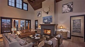 House, Berbilang Katil, Mountain View (Blackstone Lodge (Home)) | Ruang tamu | TV skrin rata