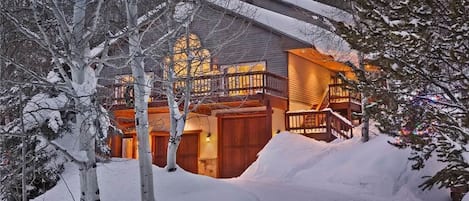 House, Multiple Beds, Mountain View (Creekside Chalet (Home)) | Front of property - evening/night