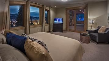 5 bedrooms, iron/ironing board, free WiFi, bed sheets