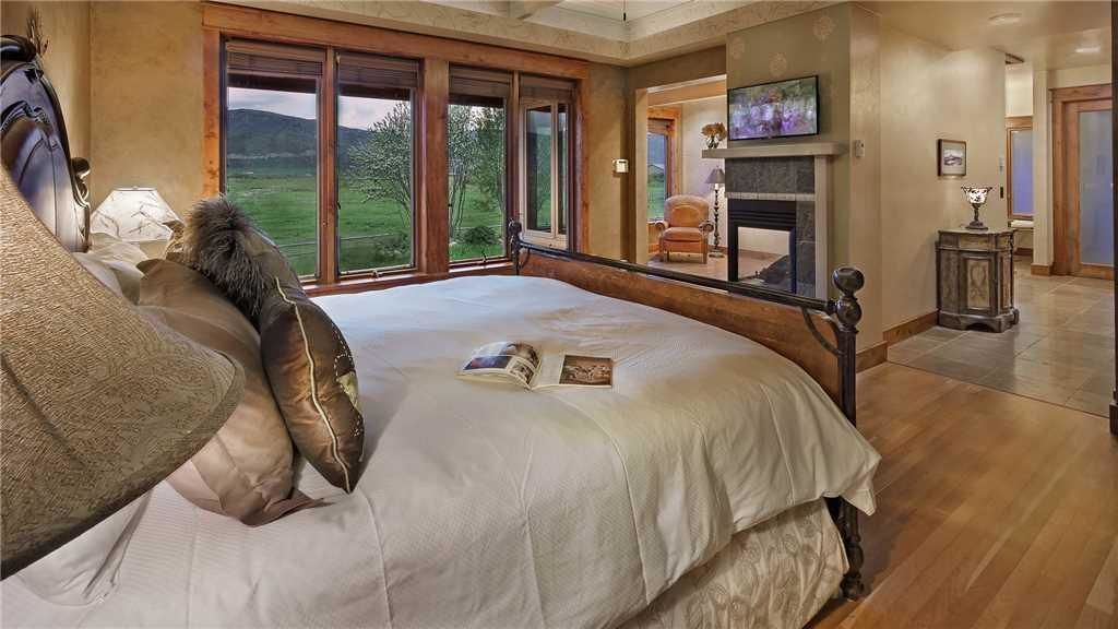 Deluxe House, 4 Bedrooms, Mountain View | 4 bedrooms, free WiFi