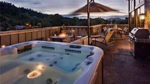 Condo, Multiple Beds, Mountain View (Governors Penthouse (#401) (Condo)) | Outdoor spa tub - Governors Penthouse 401 3 BedroomCondo By Moving Mountains (Steamboat Springs)