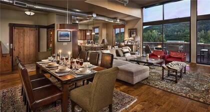 Governors Penthouse 401 3 BedroomCondo By Moving Mountains