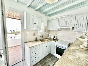 Comfort Apartment | Private kitchen - Irene's Residence (Mykonos)