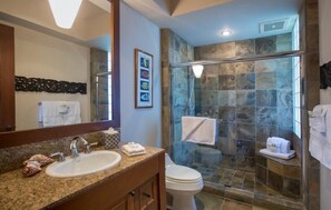 Apartment, 3 Bedrooms | Bathroom