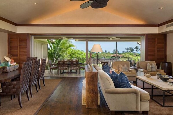 Apartment, 3 Bedrooms | Living room