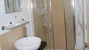 Bathroom - The Golden Fleece (Carlisle)