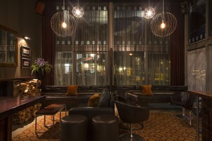 Bar (en la propiedad)