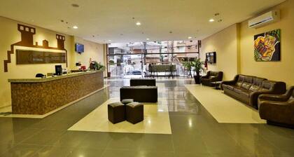 Hotel Mont Rey São Vicente