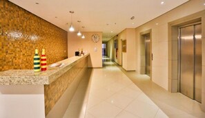 Lobby - Hotel Mont Rey São Vicente (São Vicente)
