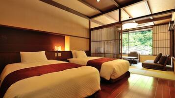 Caja de seguridad en la habitación, escritorio y wifi gratis