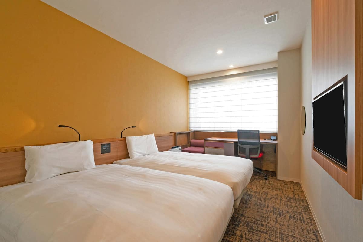 Phòng Tiêu chuẩn, 2 giường đơn, không hút thuốc | Két bảo mật tại phòng, bàn, màn/rèm cản sáng, phòng cách âm