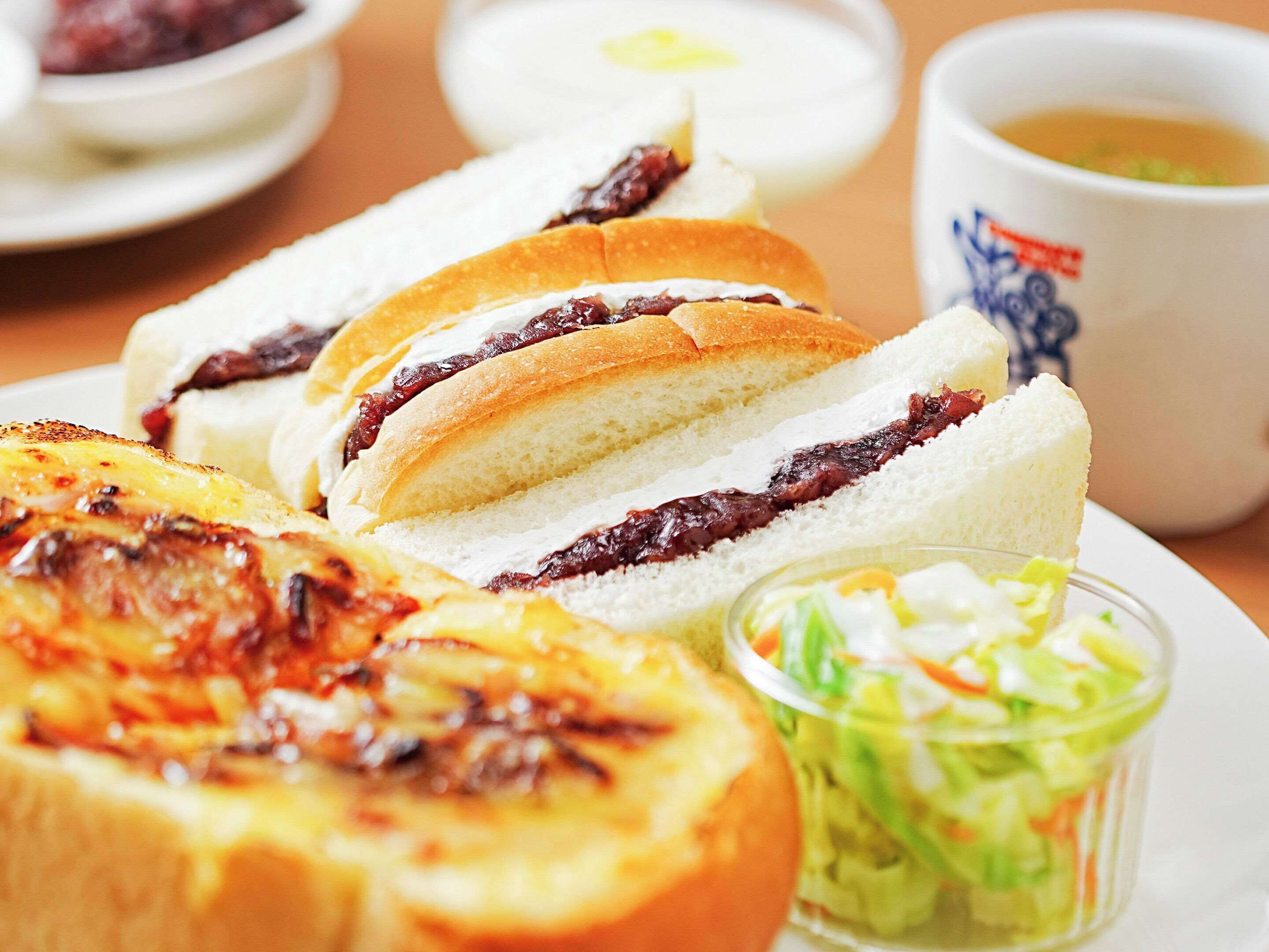 daily continental breakfast (jpy 990 per person)