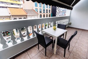 Balcony - Blue Jazz Hostel (SG Clean) (Singapore)