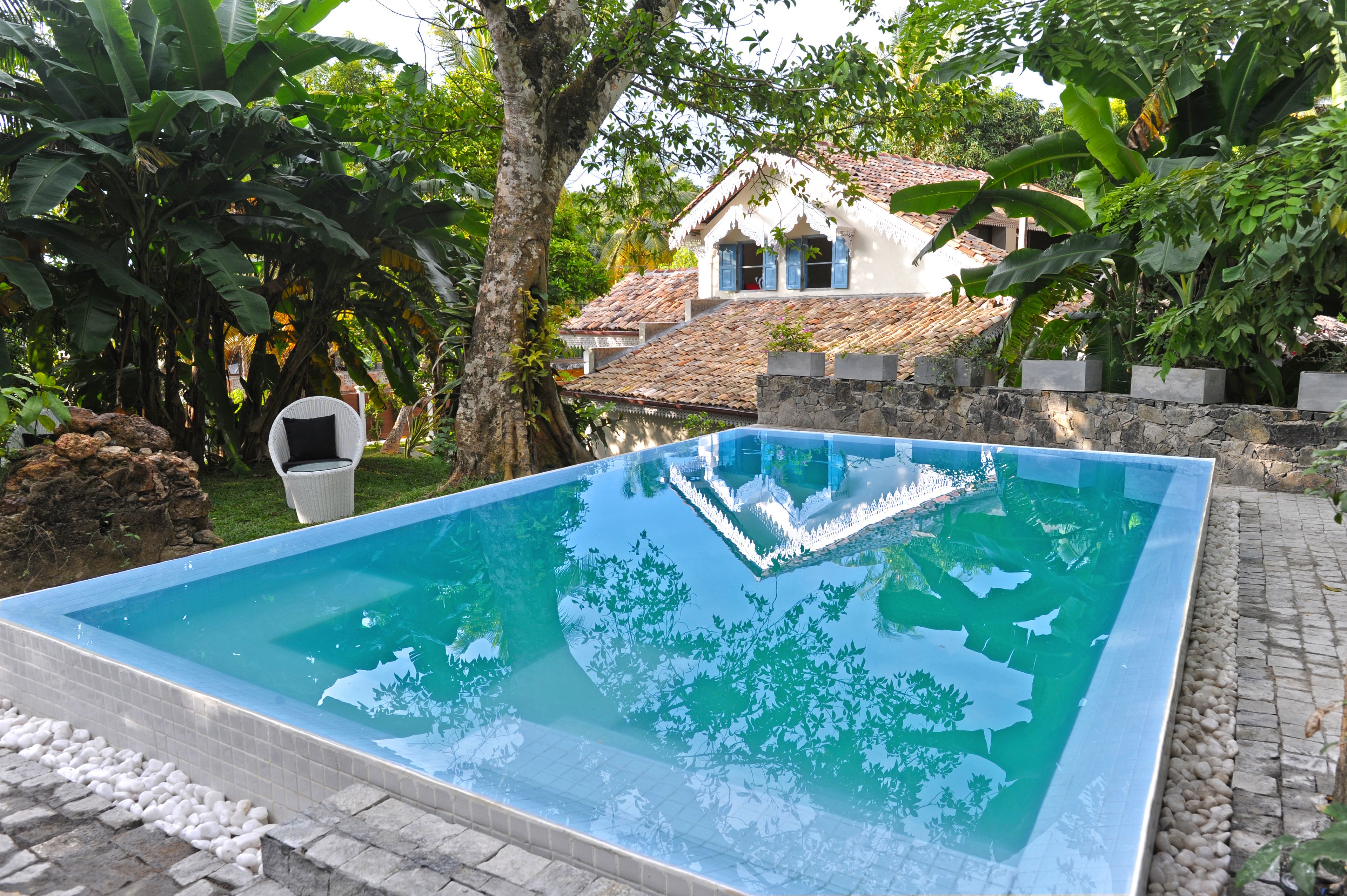 Kolam renang outdoor
