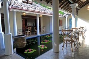 Interior - Villa Weli (Welipitiya)