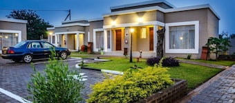 Hill View Inn