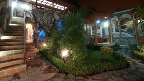 Property grounds - Lotte Palace Dushanbe (Dushanbe)