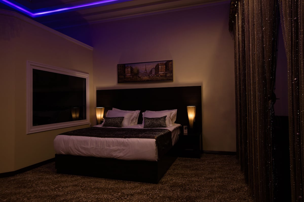 Lotte Junior Suite | Premium bedding, minibar, in-room safe, desk