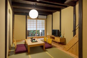 Kumashu-an | Living room | Flat-screen TV - Kumashuan (Kyoto)