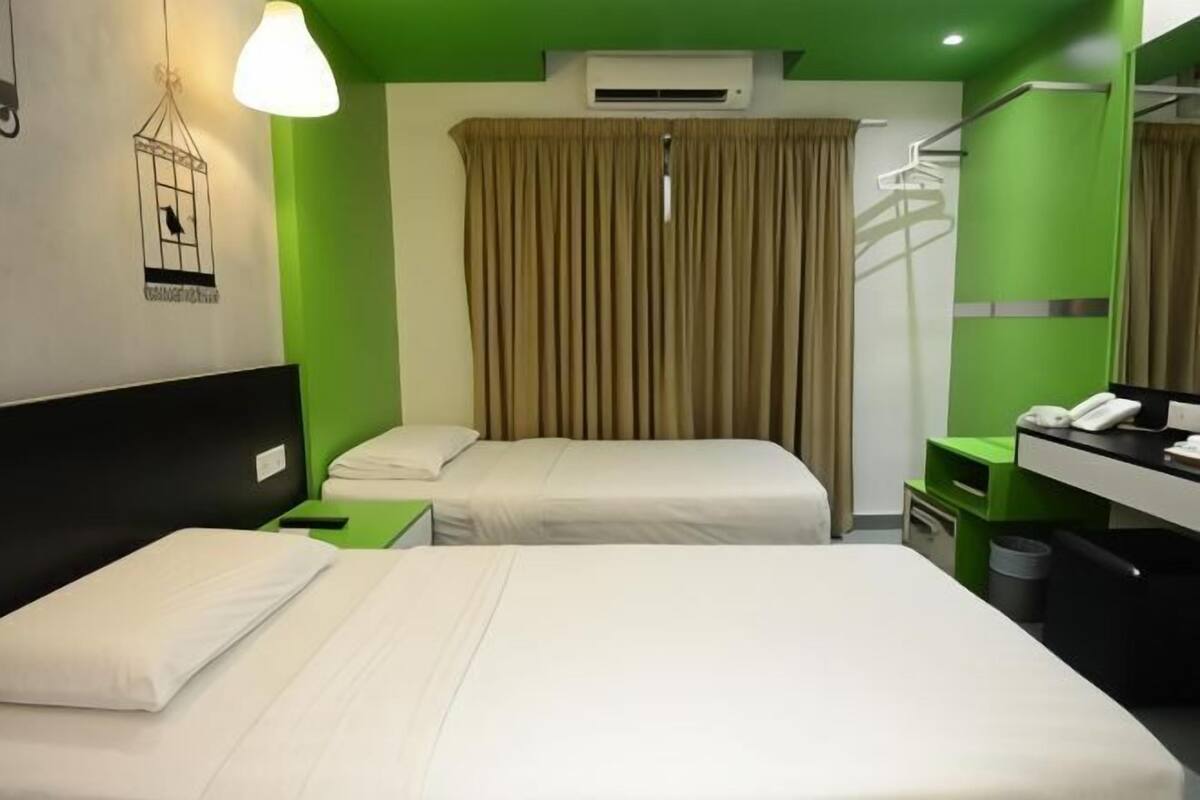 In-room safe, desk, iron/ironing board, free WiFi