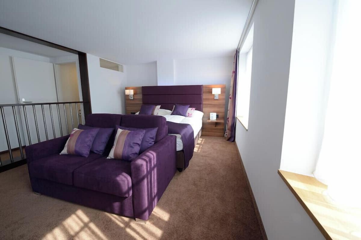 Suíte | Roupas de cama premium, frigobar, cofres nos quartos, escrivaninha