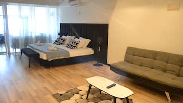 Premium Suite, Multiple Beds, Ocean View | 1 bedroom, desk, blackout drapes, soundproofing