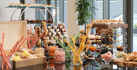 Food and drink. Radisson Blu Hotel Ankara Cankaya