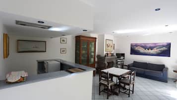 Comfort Apartment | Living area