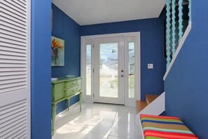 内部エントランス