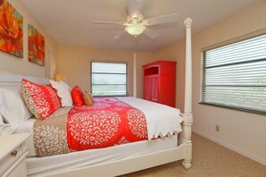 Room - Kingfish (Anna Maria)