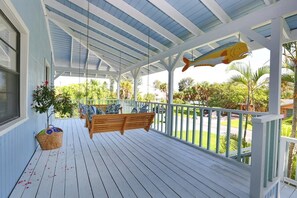 Porch - Kingfish (Anna Maria)