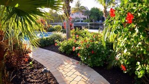 Unclassified image, 2 of 33, button - Sunshine Cottage (Anna Maria)