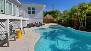 Outdoor pool - Silver Surf (Holmes Beach)