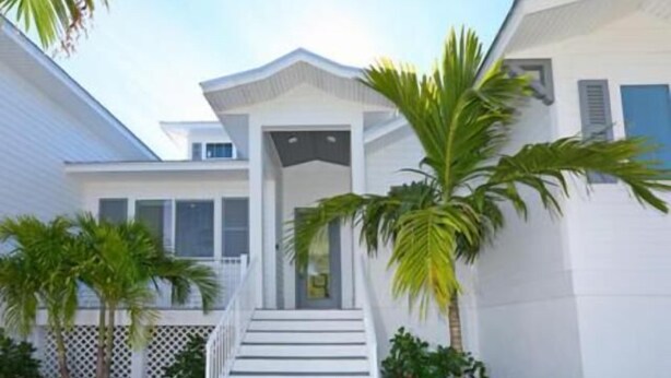 Front of property - Silver Surf (Holmes Beach)