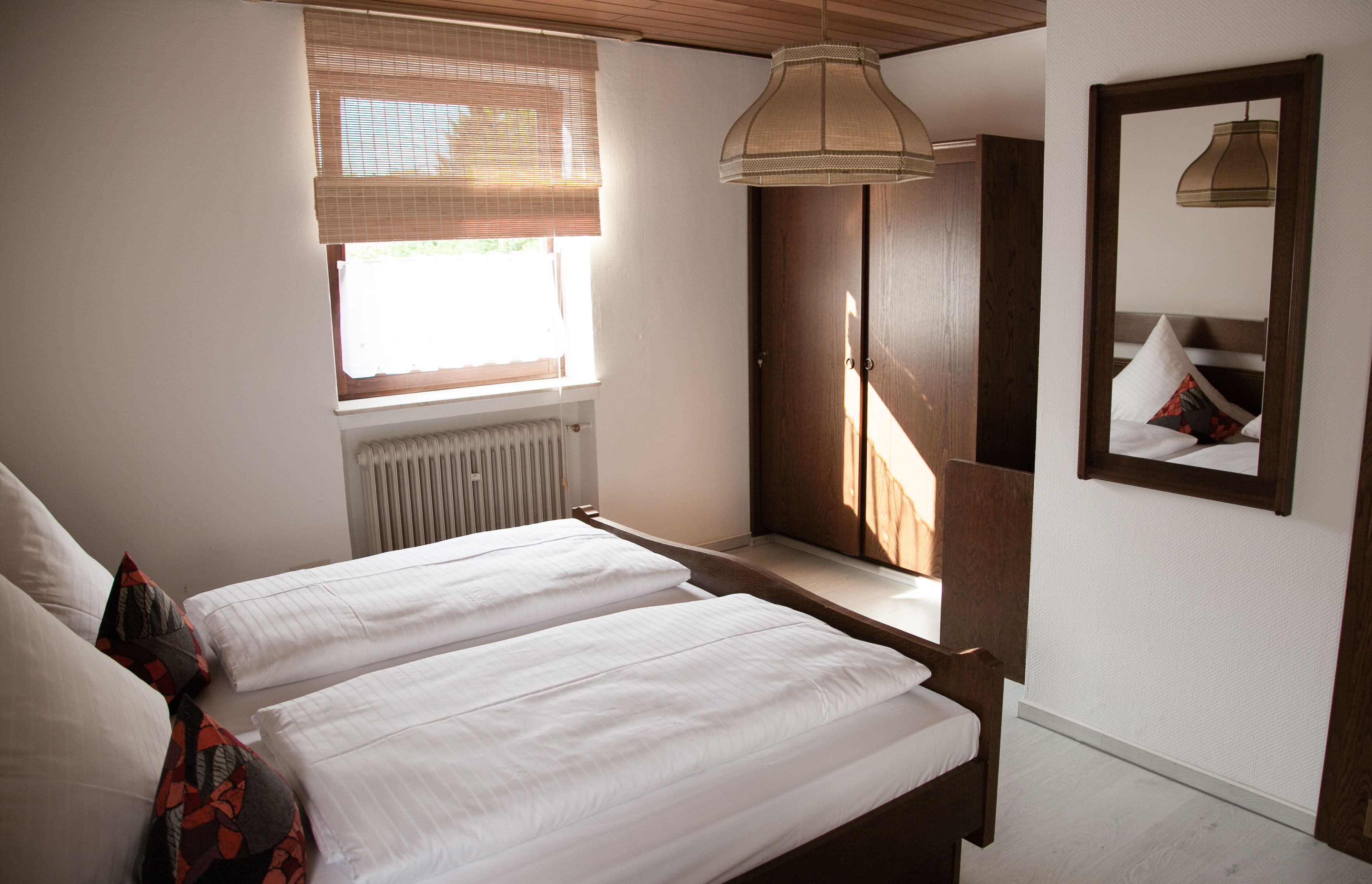 double room | cots/infant beds, free wifi, bed sheets