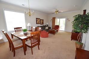 Condo, Multiple Beds (911 Willow Bend) | In-room dining