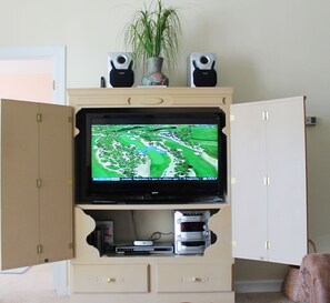 Condo, Multiple Beds (223 Wedgewood) | Living room | DVD player