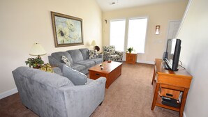 House, Multiple Beds (2213 The Havens) | Living area | Flat-screen TV, DVD player - 2213 The Havens (North Myrtle Beach)