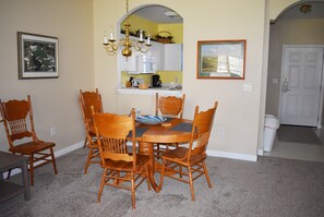 Standard Apartment, 2 Bedrooms | In-room dining - 612 River Crossing (North Myrtle Beach)