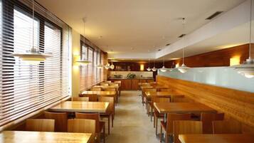 Daily buffet breakfast (EUR 6.80 per person)